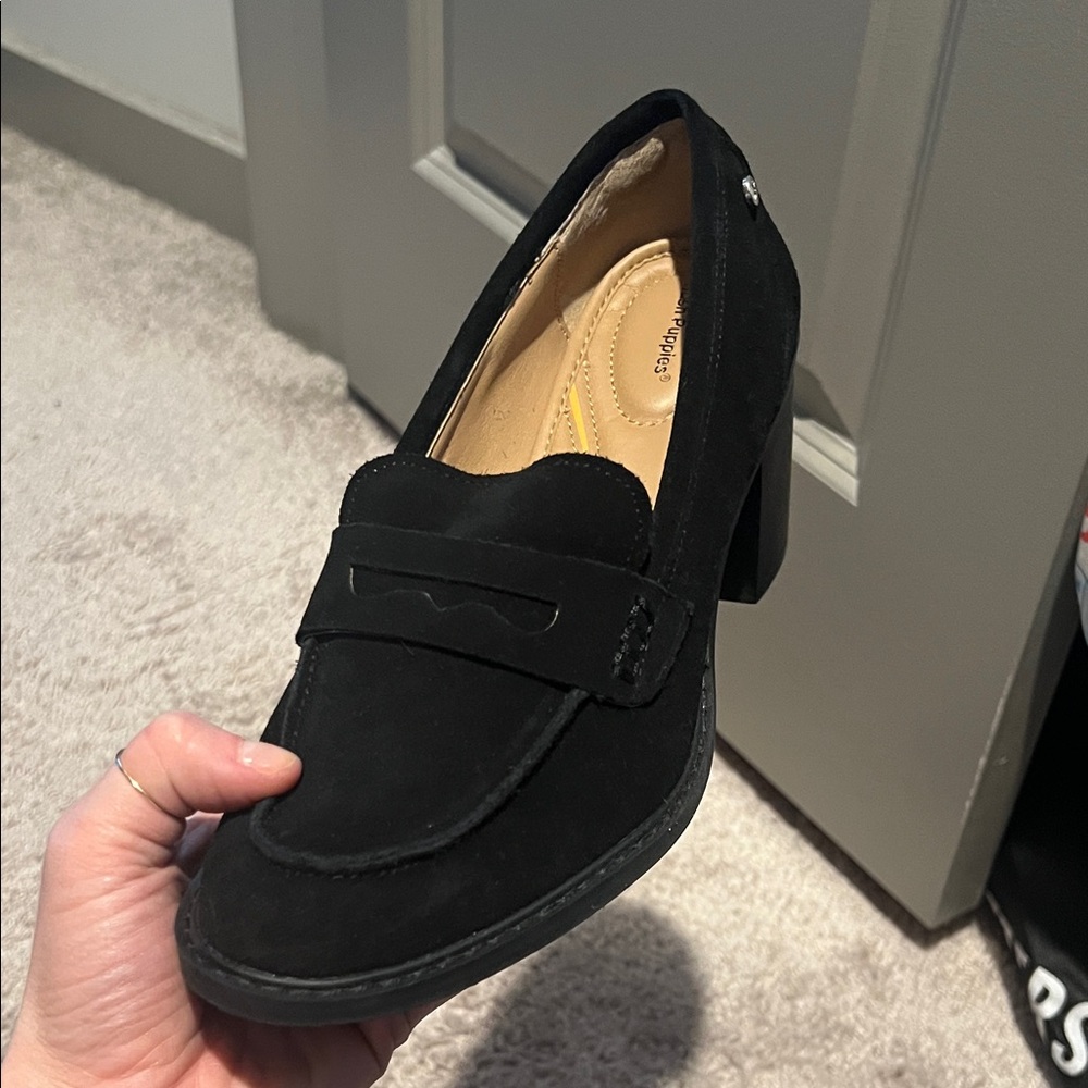 Hush Puppies Lolly Pump Heeled Loafers Black Suede LIKE NEW (NIB)
